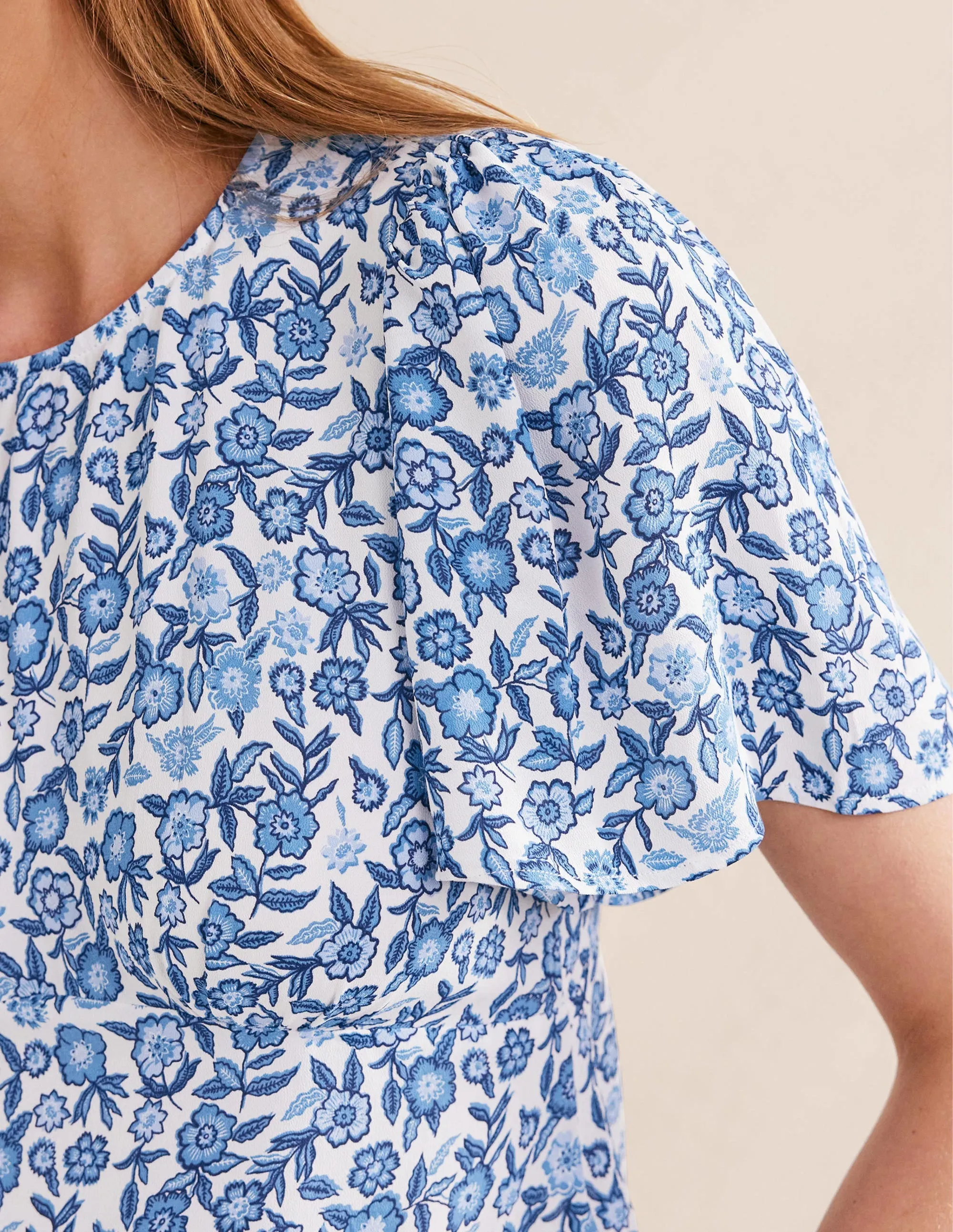 Flutter Sleeve Top-Porcelain Blue, Pansy Bloom